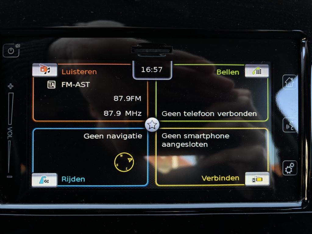 Suzuki Ignis 1.2 smart hybrid select