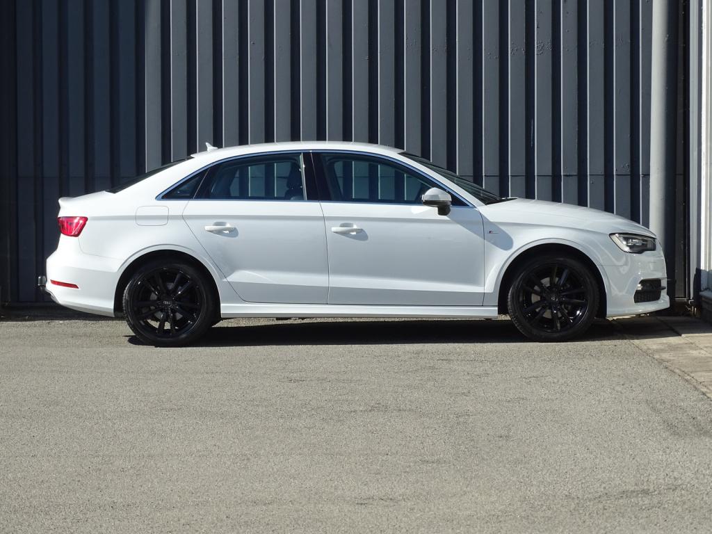 Audi A3 limousine 1.4 tfsi cod attraction pro line plus s-line automaat