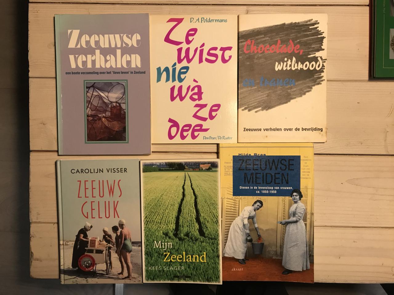 Zeeuwse boeken 13 stuks in 1 koop (€25) of per foto, zie onder
