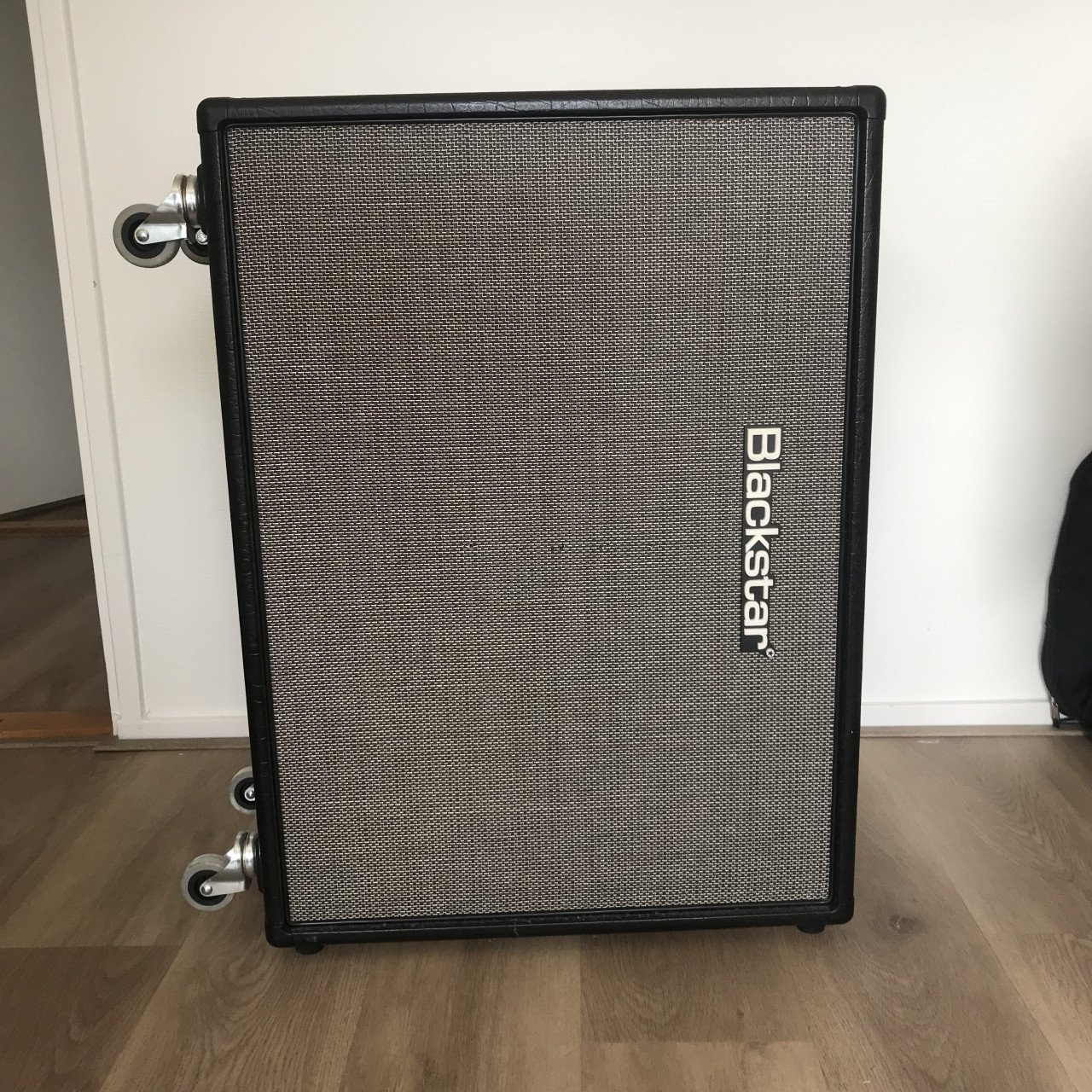 Blackstar speaker cab 2x V30
