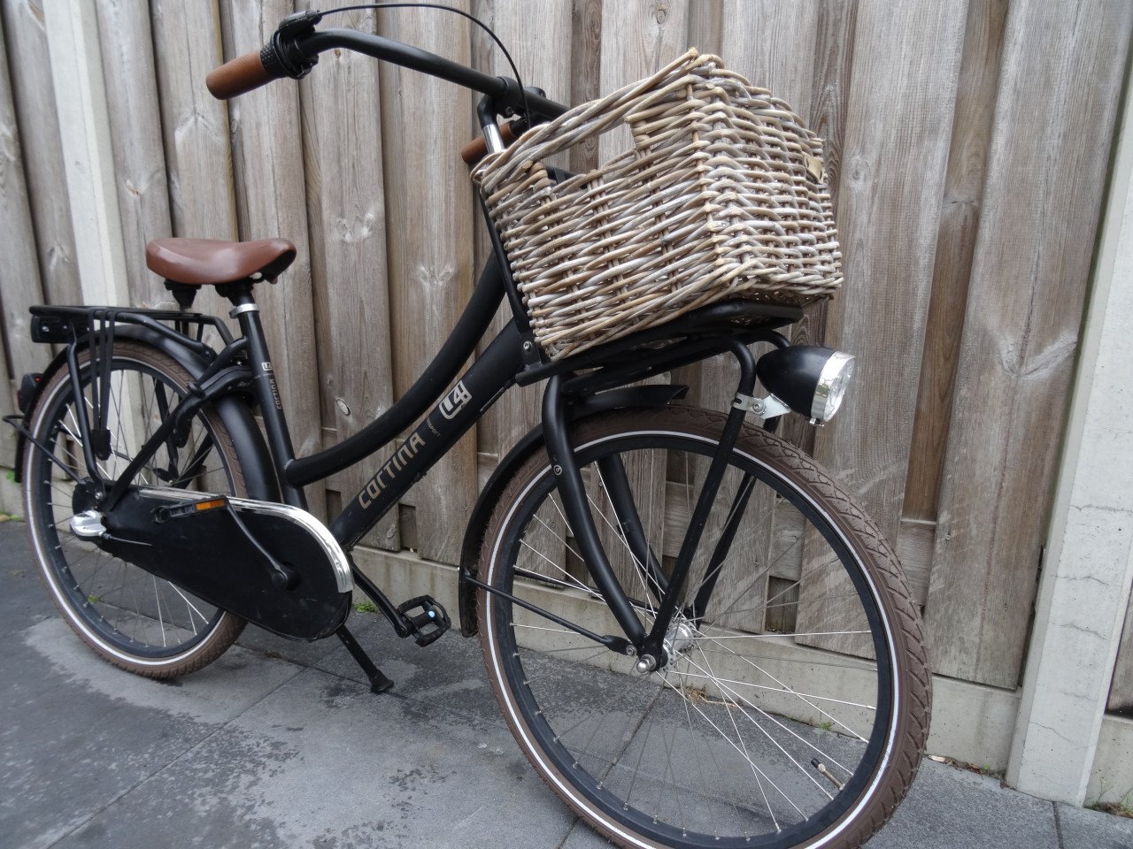 Cortina U4 24 inch meisjesfiets 3 versnellingen