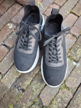 2 paar schoenen maat 37/38