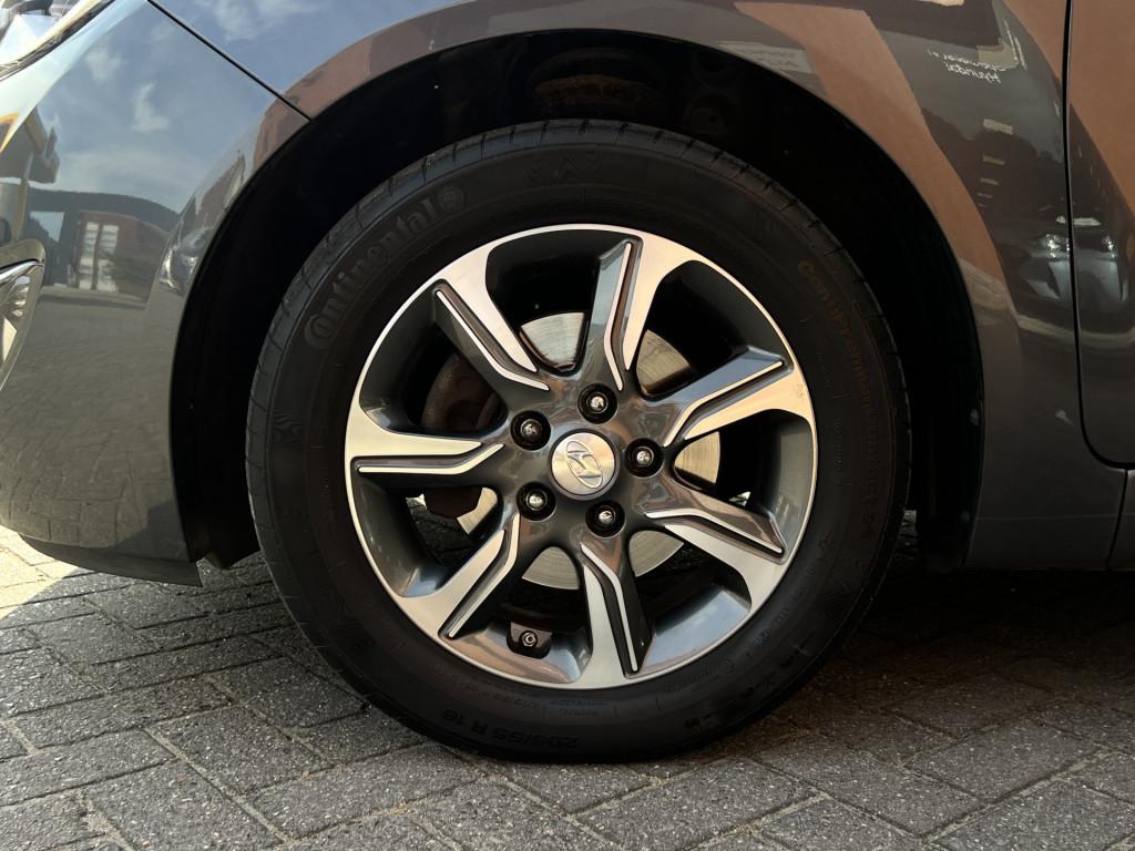 Hyundai Ix20 1.6i go! | stoel/ stuur verwarming | automaat