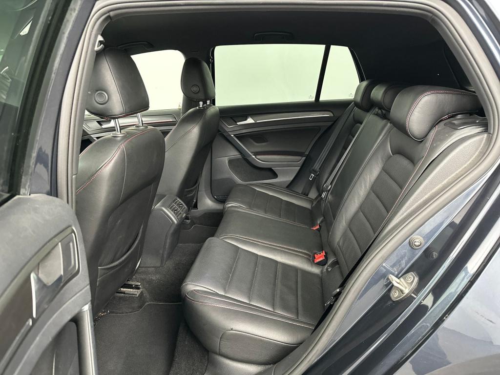 Volkswagen Golf 2.0 tsi gti performance