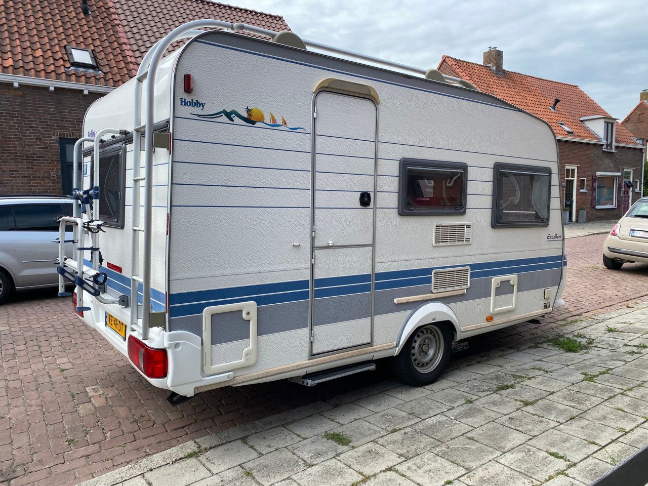Hobby 400 SF caravan ,mover!!Volledig uitgerust, Klaar voor vertrek