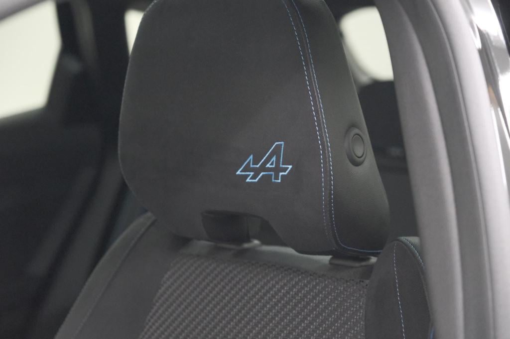 Renault Austral 1.2 e-tech full hybrid 200 iconic esprit alpine | 4 control