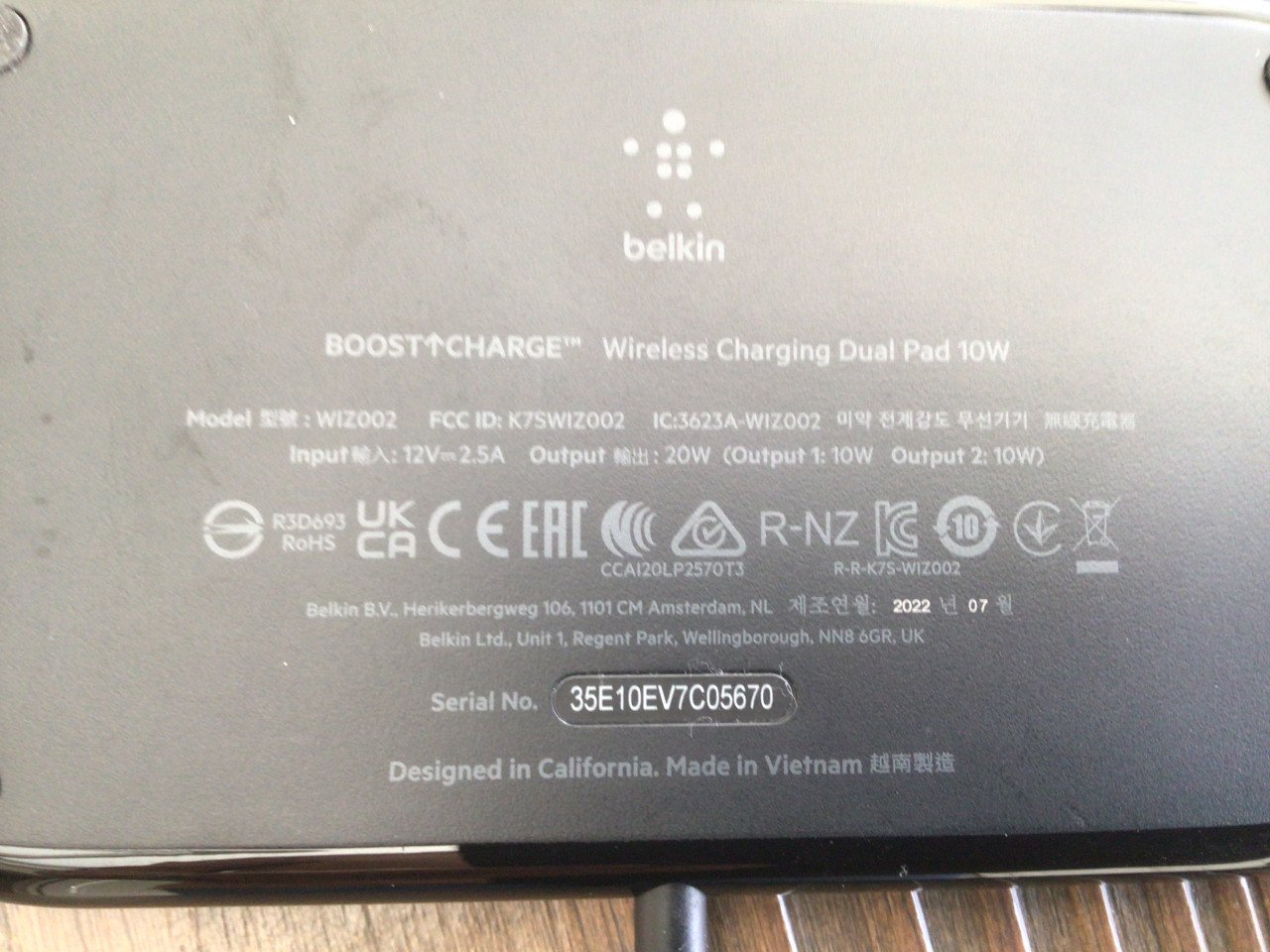 Belkin Boost Charge - 10W Duo Draadloze Oplader + Kabel & Power Adapter