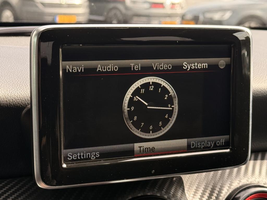 Mercedes-Benz A-Klasse amg 45 4matic | stoelverwarming | kuipstoelen | acht