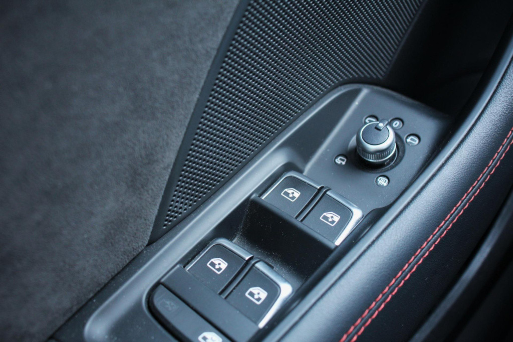 Audi Rs3 sportback 2.5 tfsi quattro - virtual - pano - matrix - rs stoelen 