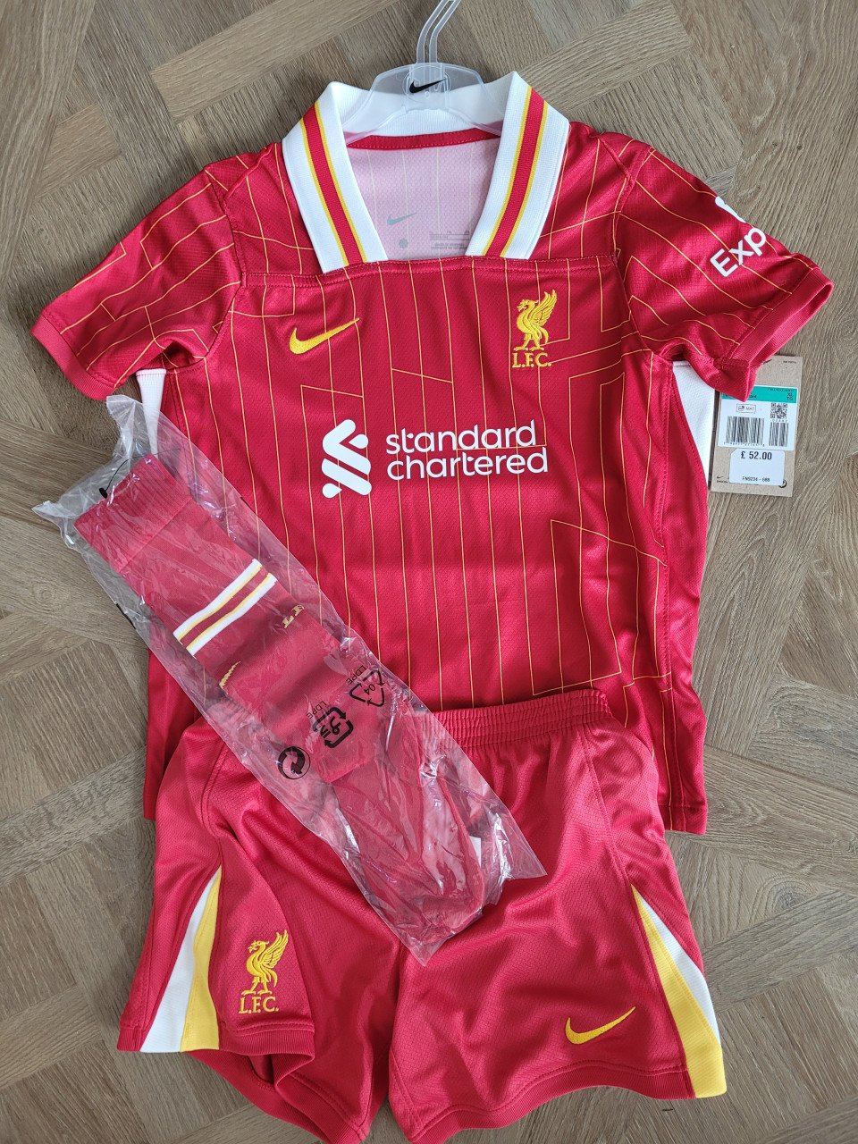 Voetbaltenue Liverpool maat 122-128