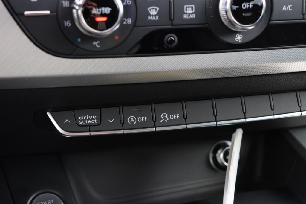 Audi A4 avant 2.0 tdi design pro line plus s-tronic 190pk