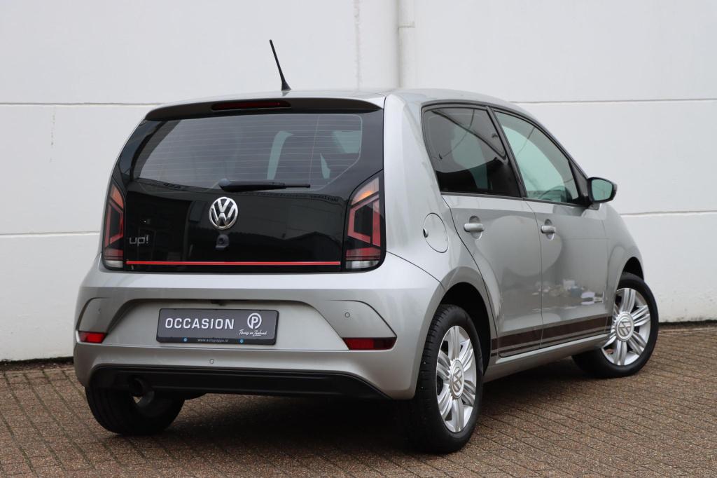 Volkswagen UP! 1.0 tsi 140 pk bmt high up! | stoelverwarming | camera | ac 