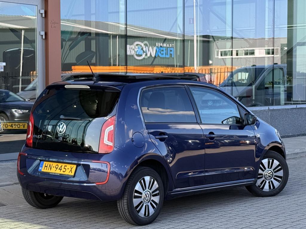 Volkswagen E-up! | pano | stoelverwarming | voorruitverwarming | cruise | d