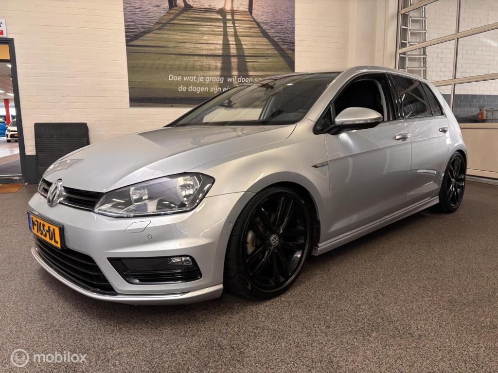 Volkswagen Golf 1.4 tsi cup edition r-line