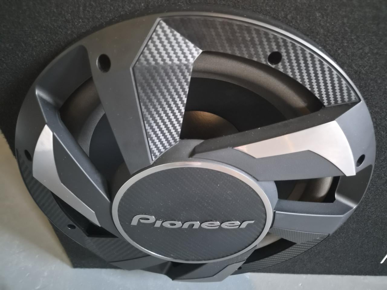 Pioneer auto subwoofer