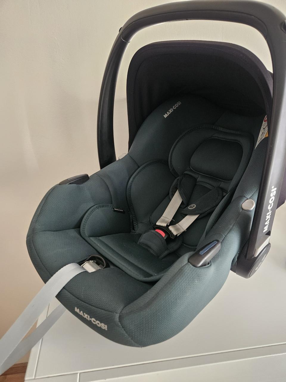 Maxi cosi cabriofix  i-size