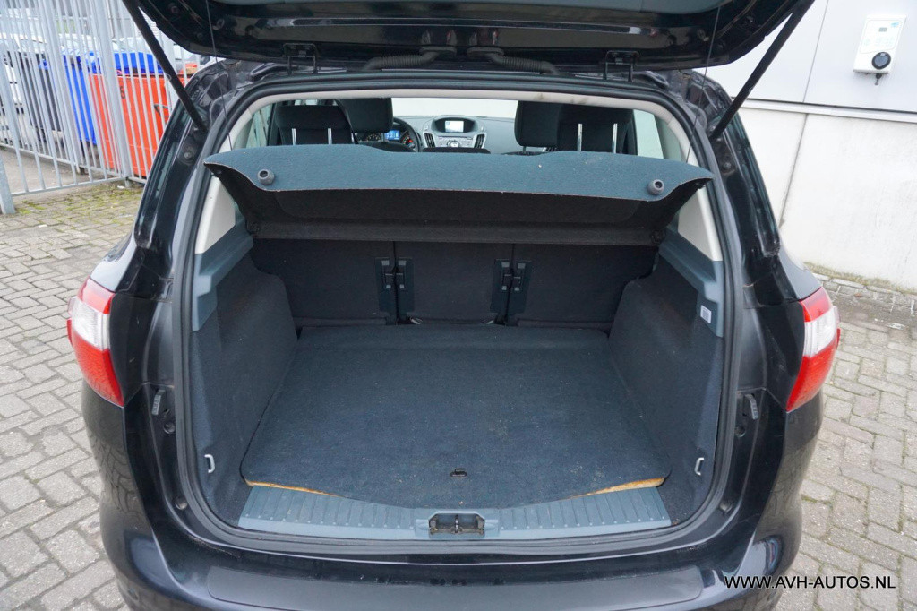 Ford C-max 1.0 titanium
