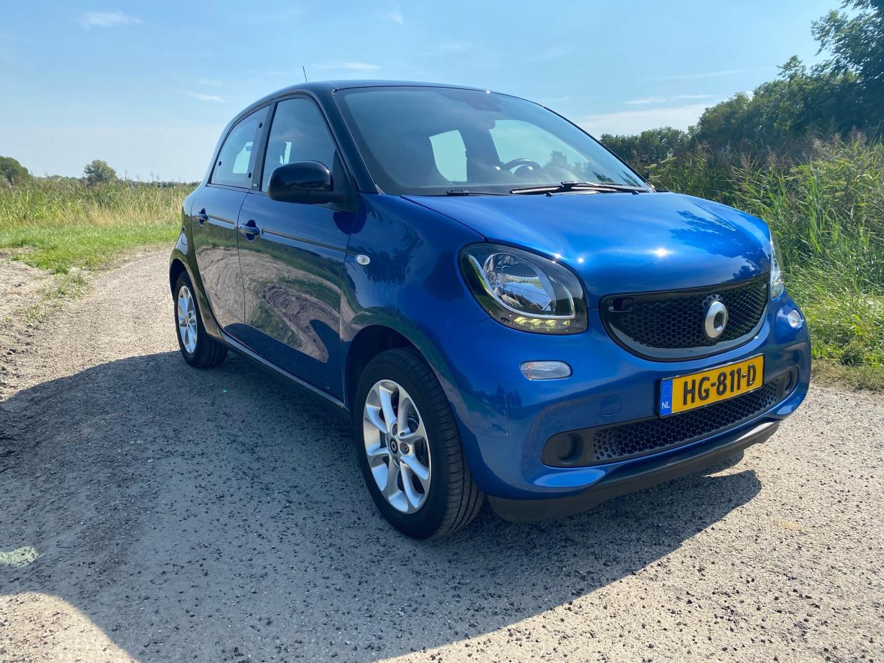 Smart Forfour 1.0. bwj2015 weinig kilometers
