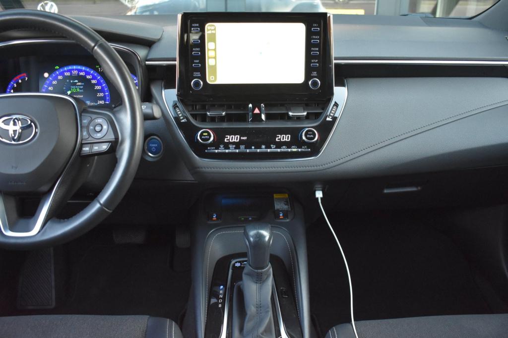 Toyota Corolla 1.8 hybrid dynamic | camera | apple carplay | android auto |