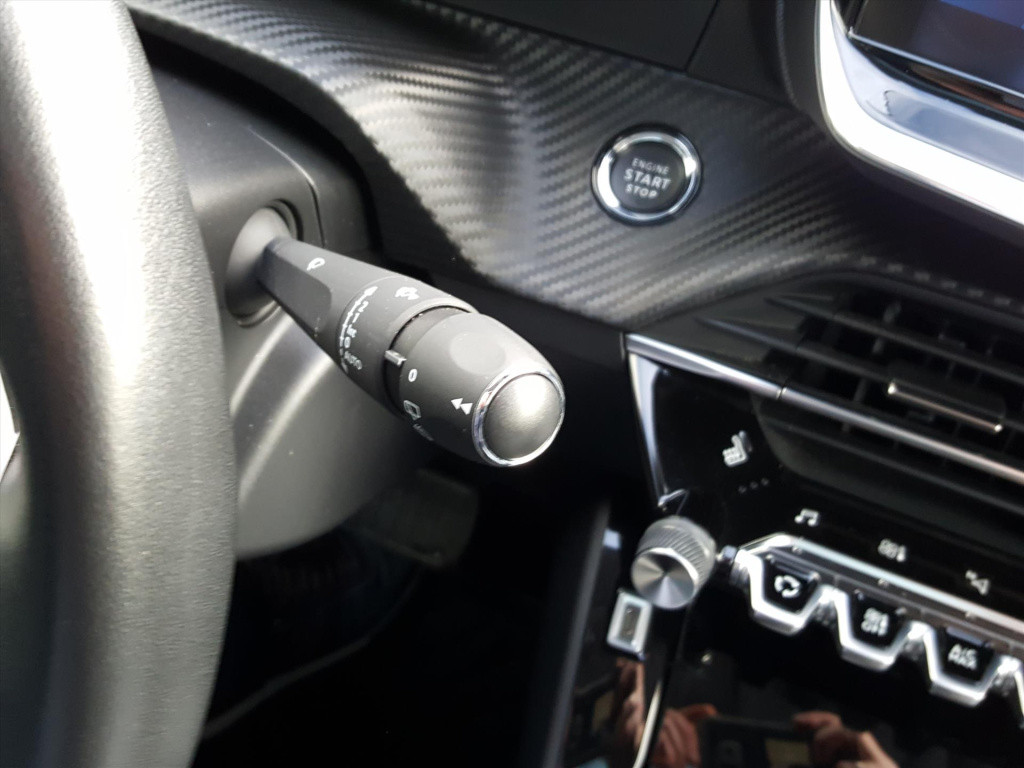 Peugeot 208 allure pack ev 50kwh 136pk 3-fase | navigatie | adaptieve cruis