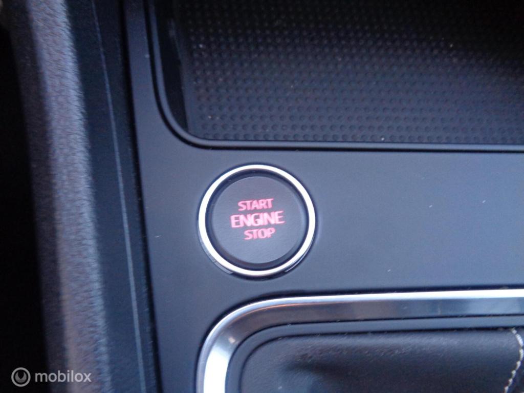 Seat Ateca 1.0 tsi style business intense/airco/led/lm velgen/apple carplay