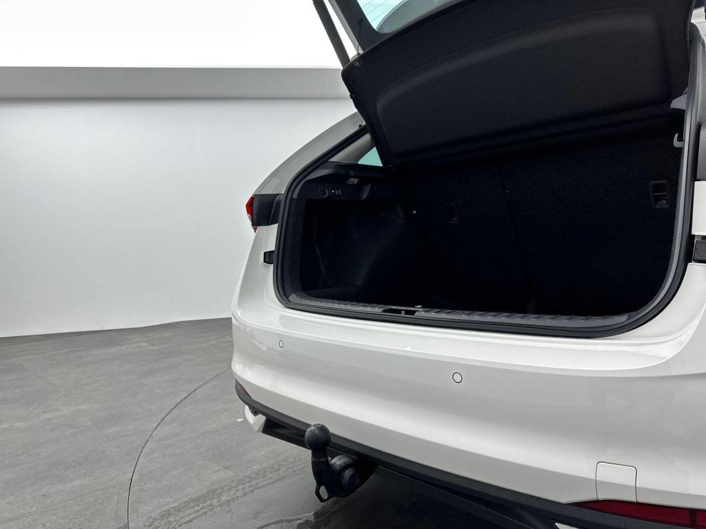 Skoda Scala business edition 1.0 tsi 85 kw / 115 pk hatchback
