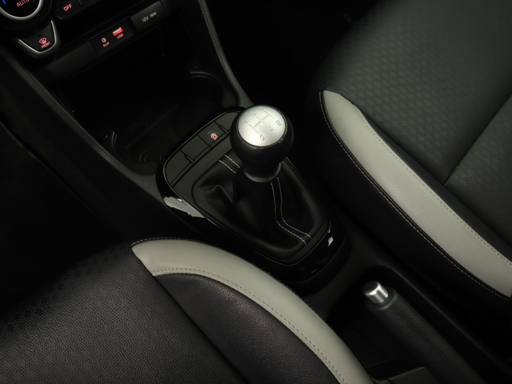 Kia Picanto 1.2 cvvt x-line | 1e eigenaar | leder | navigatie | climate con