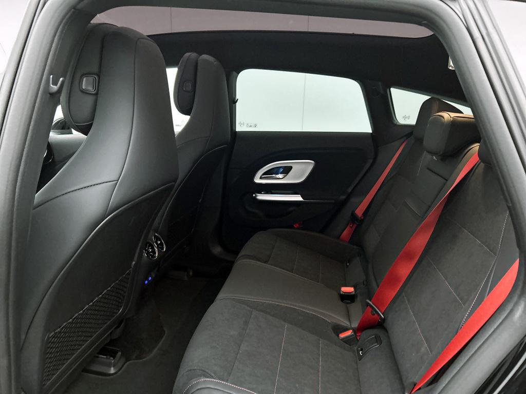 Mercedes-Benz Cla shooting brake 250+ business solution amg 85 kwh | plus l