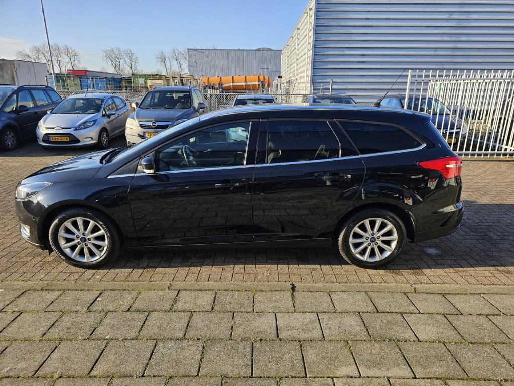 Ford Focus wagon 1.0 first edition