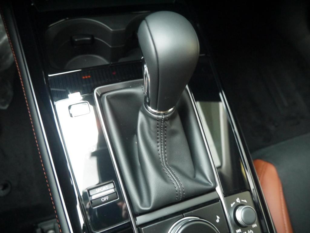 Mazda Cx-30 2.5 e-skyactiv-g m hybrid 140 pk nagisa