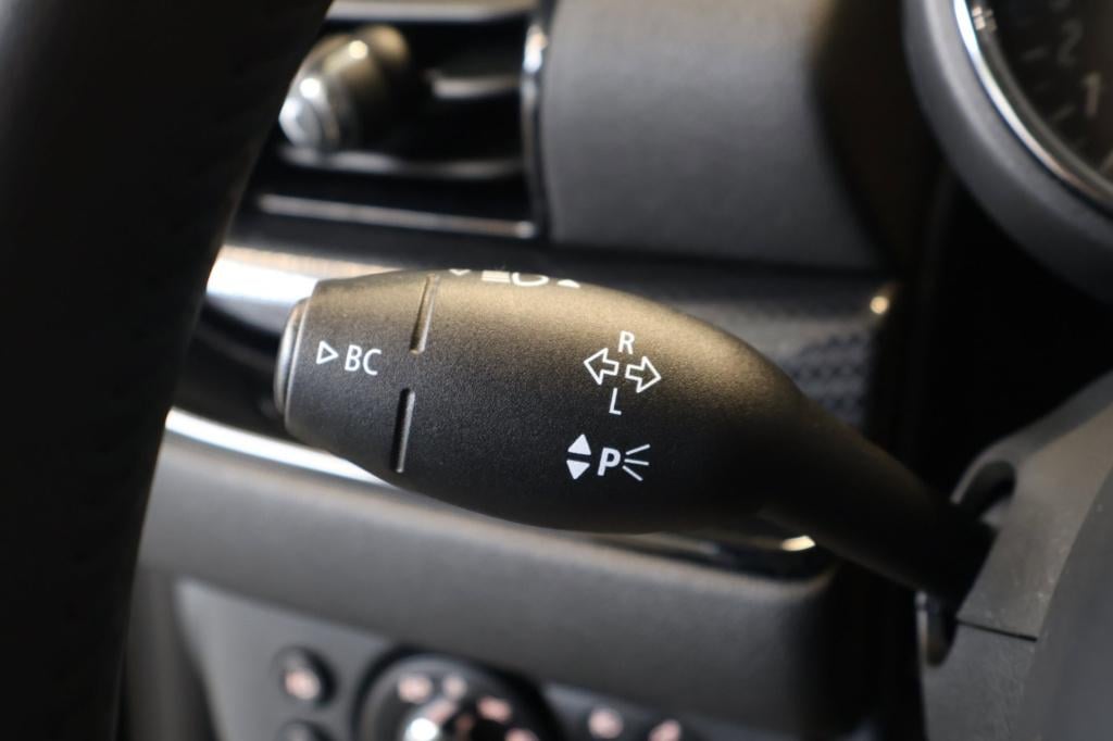 Mini Clubman 1.5 one business edition nl auto, led, union jack, all season,