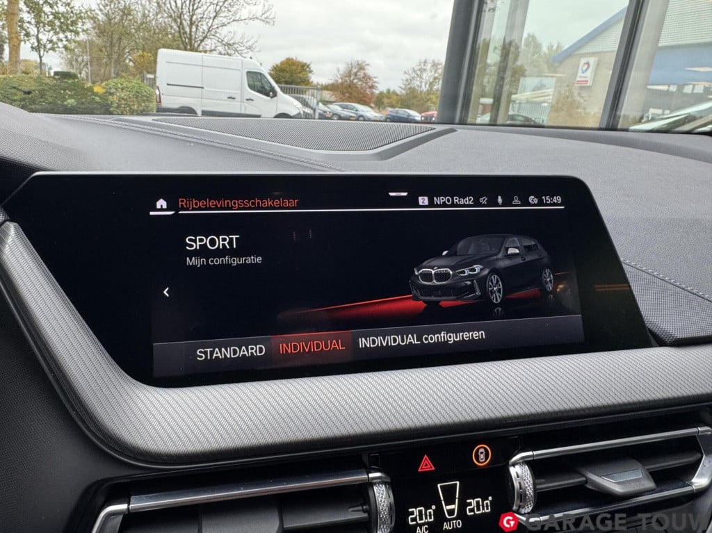 BMW 1 Serie m135i xdrive high executive edition pano orig.nl