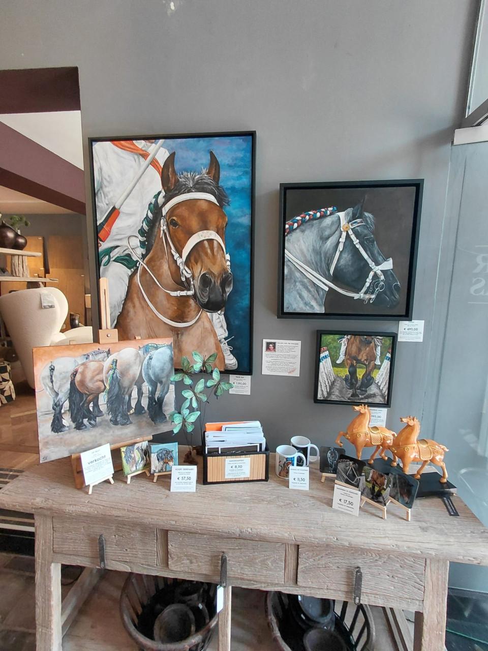 Expositie met schilderijen van het Zeeuwse ringrijden