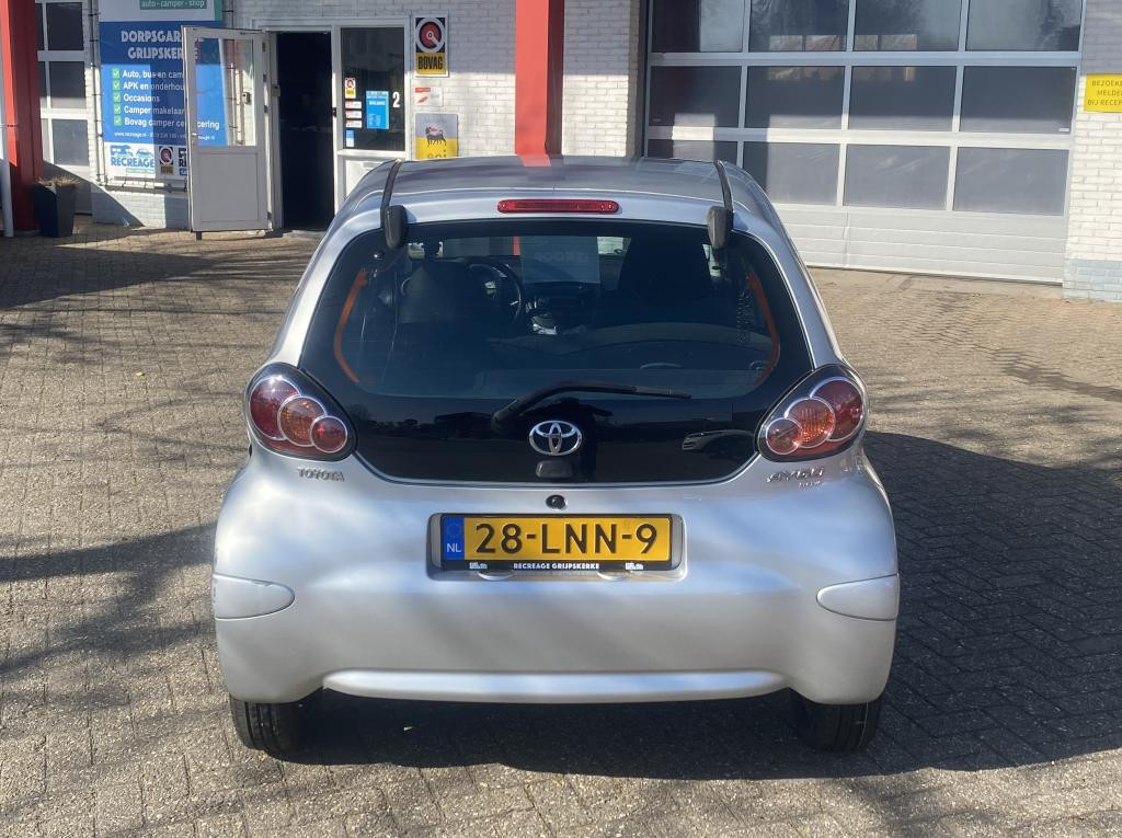 Toyota Aygo 1.0 12v vvt-i access | airco, parrot, incl. 3 maanden garantie,