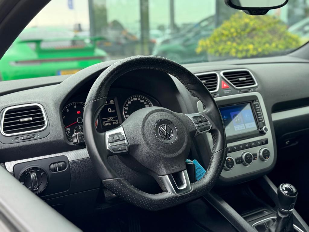 Volkswagen Scirocco 1.4 tsi life * xenon * stoelverwarming * pdc * clima