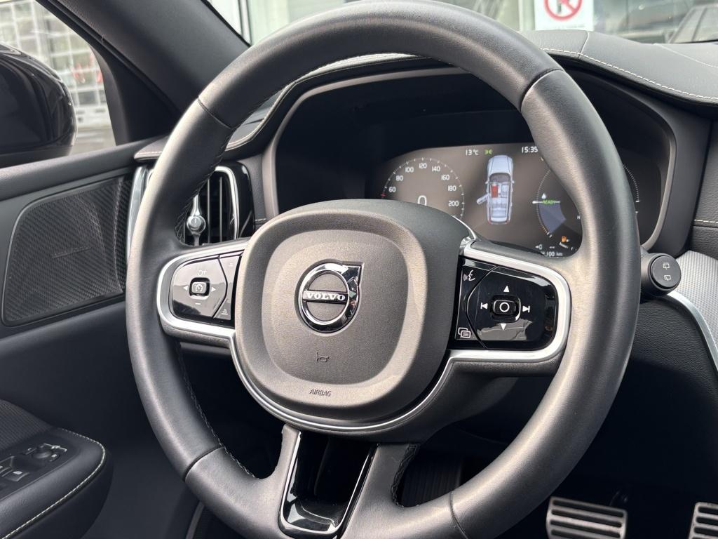 Volvo V60 t6 398pk recharge r-design| panodak| adap.cruise| camera| awd