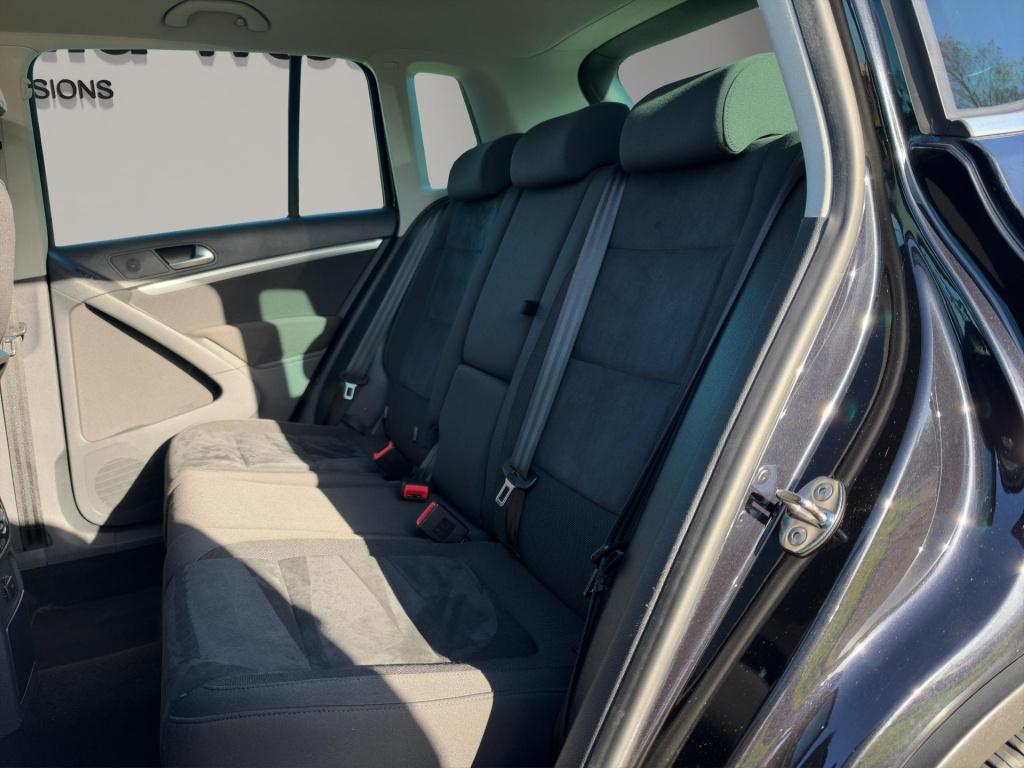 Volkswagen Tiguan 1.4 tsi sport&style clima cruise pdc trekhaak