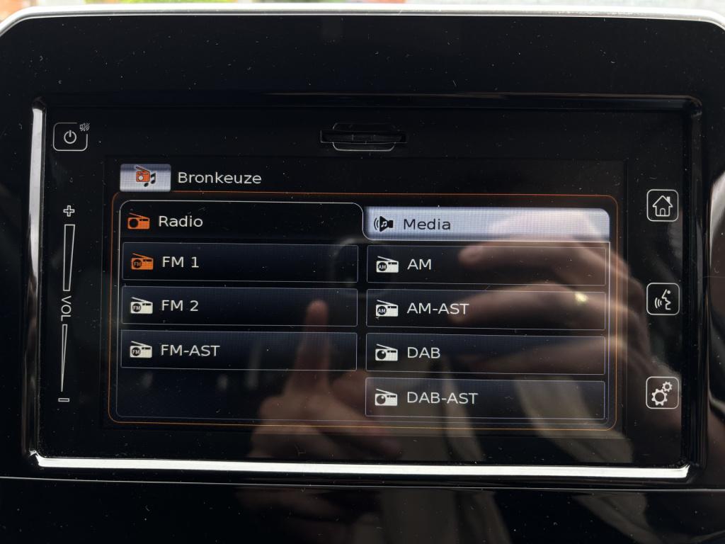 Suzuki Ignis automaat style 1.2 smart hybrid
