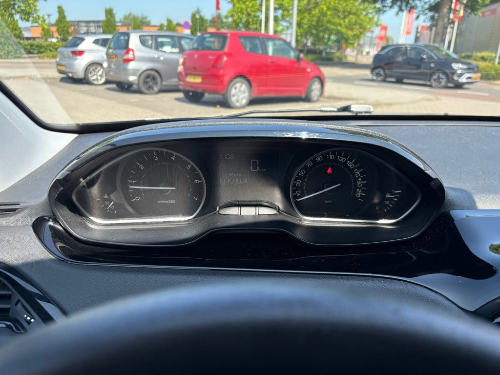 Peugeot 208 1.0 puretech access