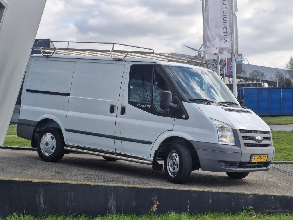 Ford Transit 260s 2.2 tdci