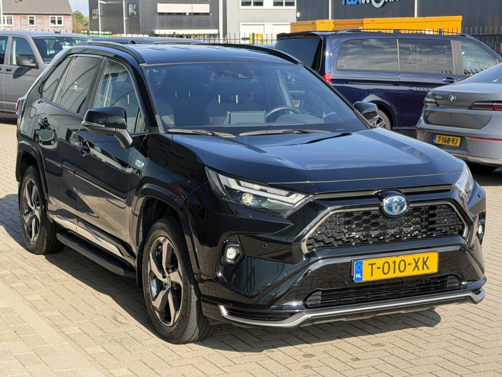 Toyota Rav4 2.5 plug-in hybrid awd style | trekhaak | head-up | bear-lock |