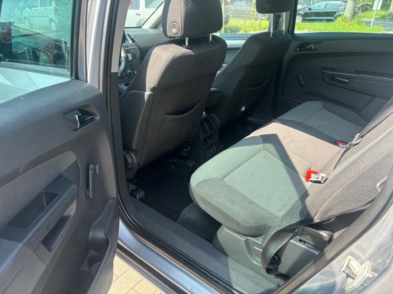 Opel Zafira 1.8Enjoy 7zitter Vol Jaar Apk