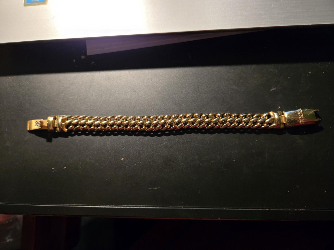 Goudkleurige Ixxxi schakel armband Edelstaal lengte 20 cm