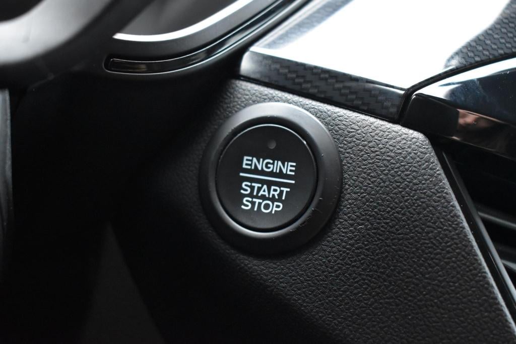 Ford Kuga 2.5 phev st-line | elektrisch wegklapbare trekhaak | climate cont