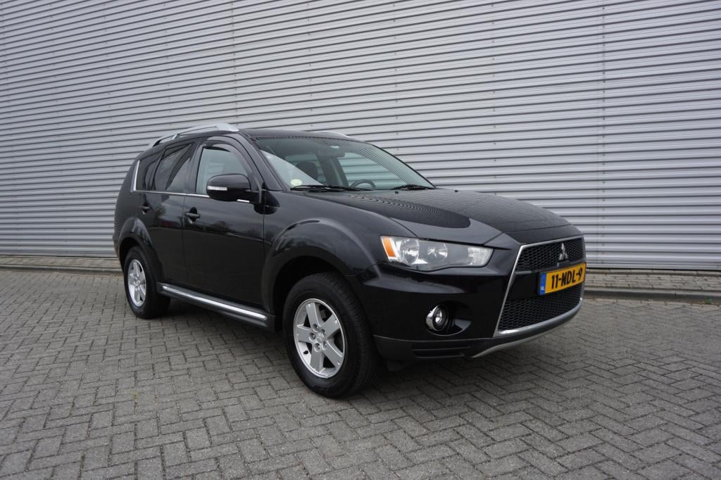 Mitsubishi Outlander 2.0 intro edition automaat - airco / carplay / cruise 