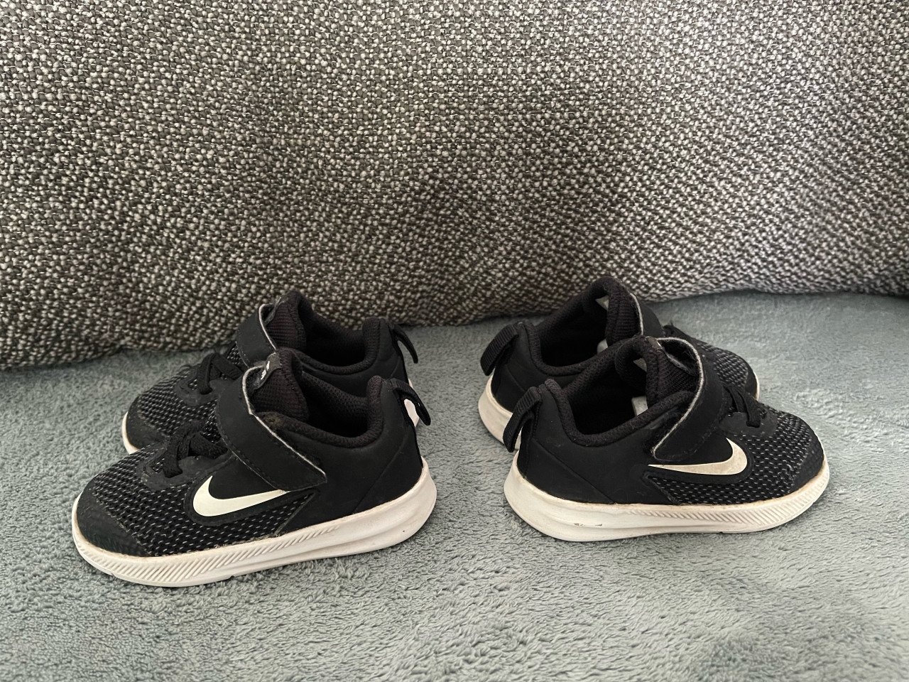 2x Nike maat 21