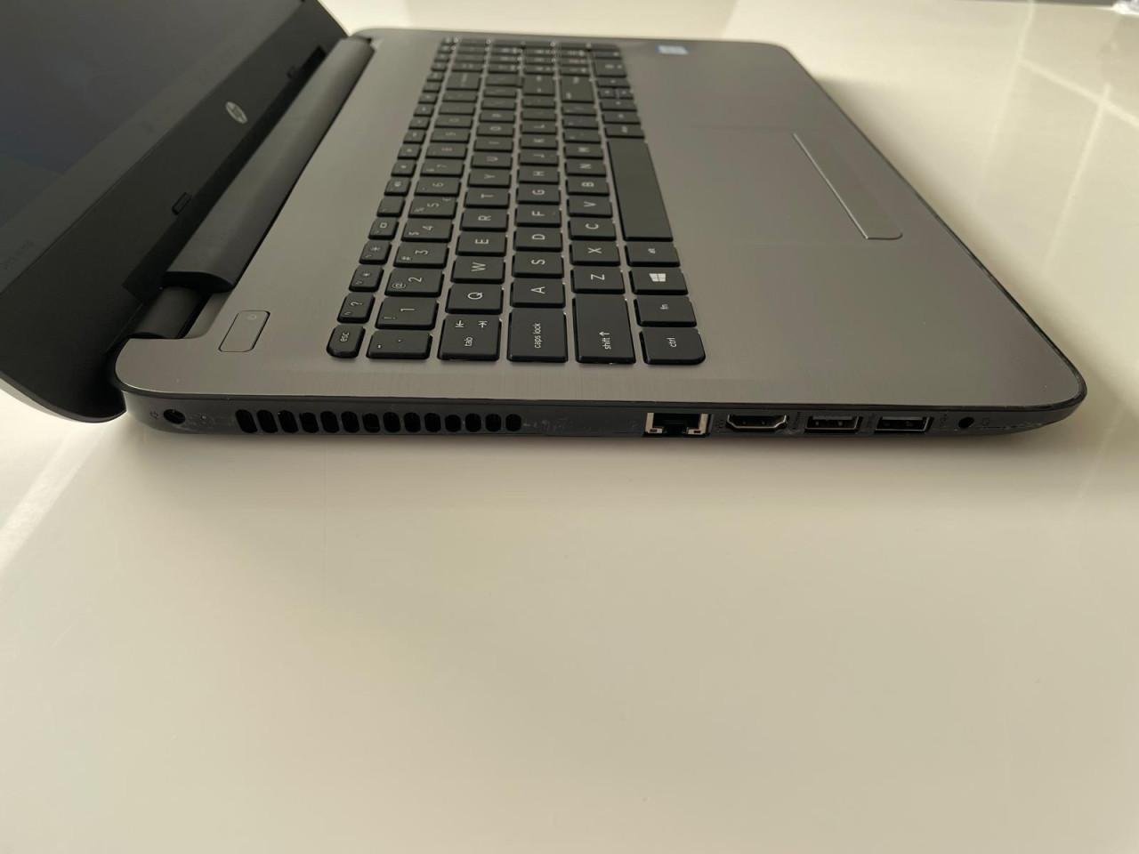 HP 15 inch game laptop - Windows 11 SSD i7 16GB RAM Muis & Office
