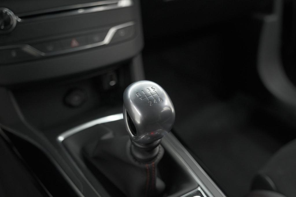 Peugeot 308 sw puretech 130 gt-line | trekhaak | panoramadak | camera | alc
