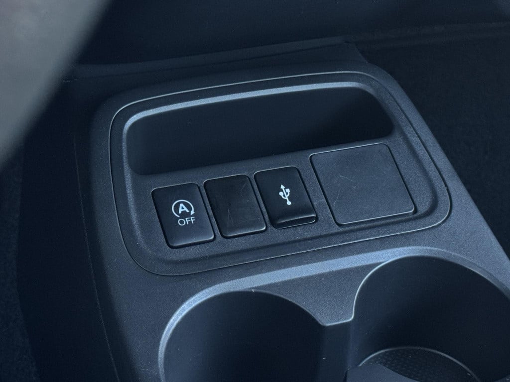 Mitsubishi Space Star 1.2 connect+