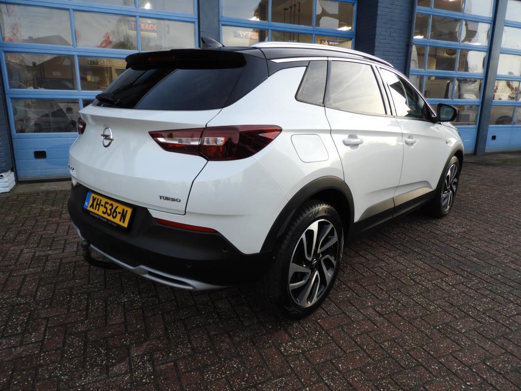 Opel Grandland X 1.2 turbo ultimate